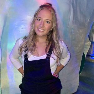 Meet your Posher, Annika